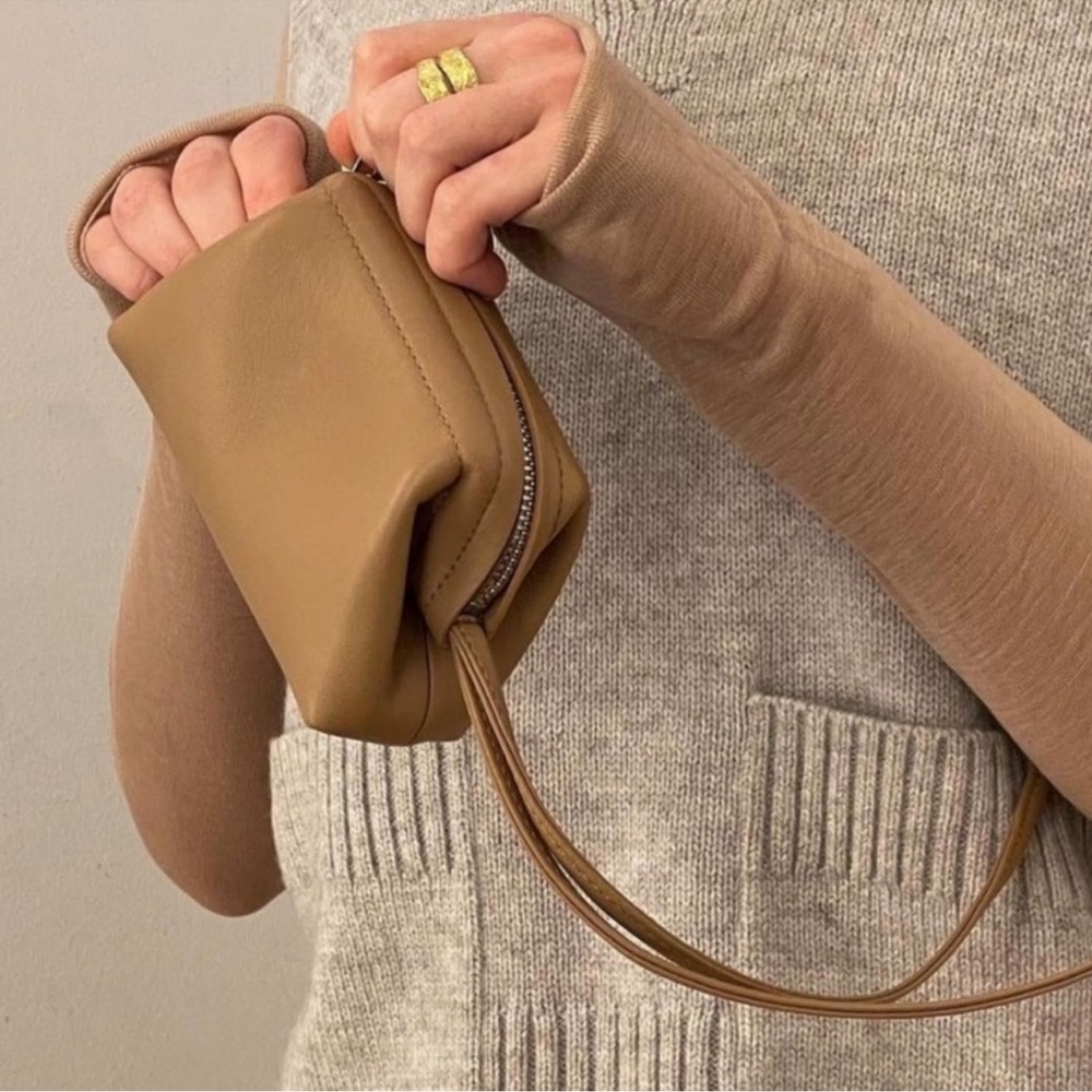 COS Leather MINI Leather purse